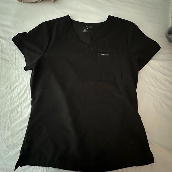 Jaanuu Tops - Jaanuu Rhena Essentials 1 - Pocket Scrub Top